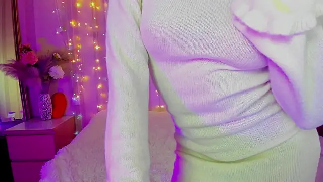 Snapshot of Danielle_Thomas chatting on 13, 3, 2025 Danielle Thomas online show from 13, 3, 2025