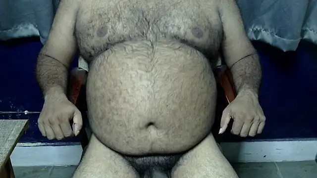 Snapshot of hairysubcub_70 chatting on 6, 7, 2026 hairysubcub 70 online show from 6, 7, 2026