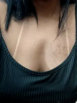 Snapshot of NeydeHotWife chatting on 25, 6, 2026 NeydeHotWife online show from 25, 6, 2026