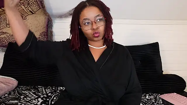 Snapshot of -khayaparker chatting on 27, 4, 2026 -khayaparker online show from 27, 4, 2026