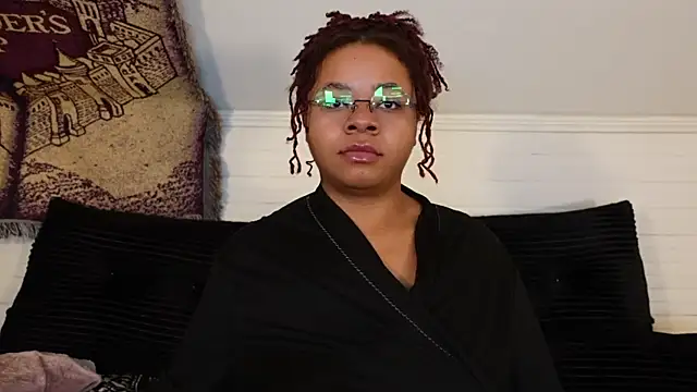 Snapshot of -khayaparker chatting on 28, 4, 2026 -khayaparker online show from 28, 4, 2026