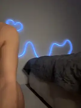 OIivia online show from 30, 1, 2025