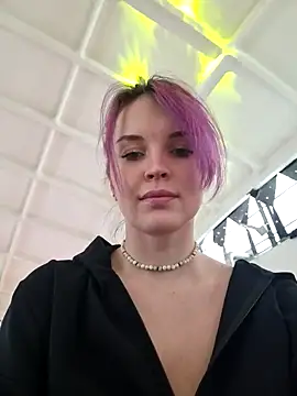 LazyTanukii online show from 22, 1, 2025