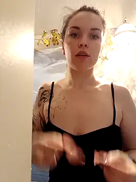 LazyTanukii online show from 2, 11, 2025