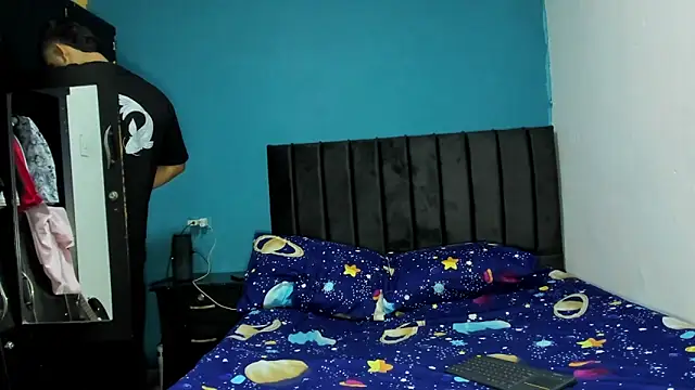 VincentSavage online show from 4, 6, 2026