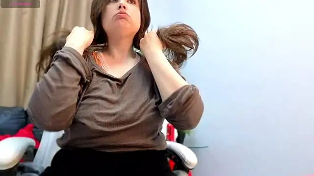 Snapshot of BattyMoll chatting on 4, 6, 2026 BattyMoll online show from 4, 6, 2026