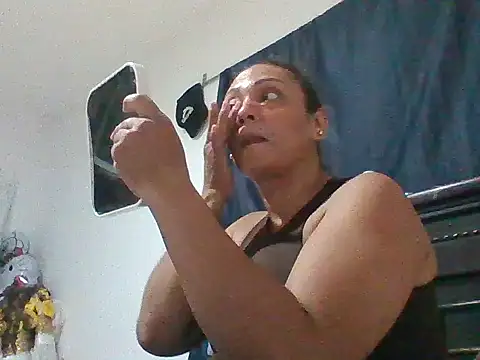 Snapshot of HallyGirlHot chatting on 3, 8, 2026 HallyGirlHot online show from 3, 8, 2026