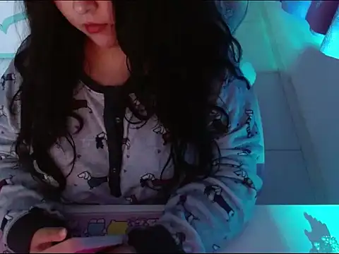 Snapshot of KittyK3 chatting on 2, 10, 2025 KittyK3 online show from 2, 10, 2025