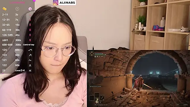 Snapshot of aliiiiiina chatting on 21, 1, 2025 aliiiiiina online show from 21, 1, 2025