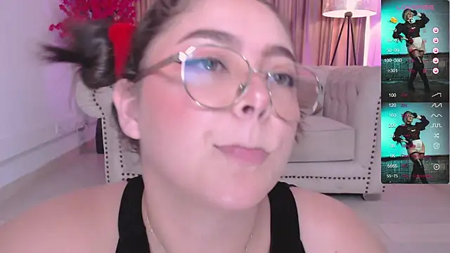 Snapshot of emmy_walker chatting on 23, 1, 2025 emmy walker online show from 23, 1, 2025