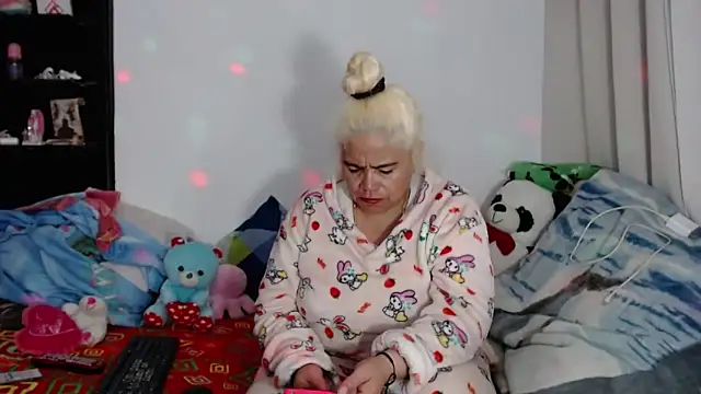 estrellita fugaz16x online show from 28, 12, 2024