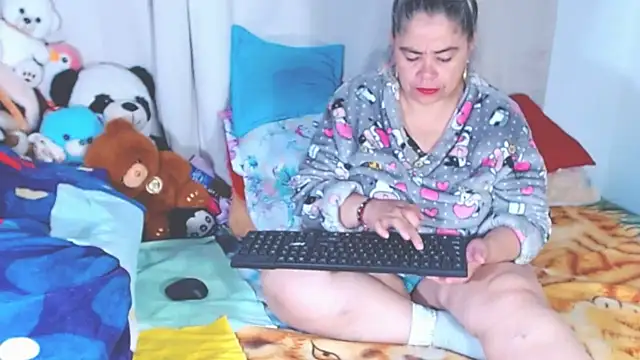 estrellita fugaz16x online show from 2, 10, 2025