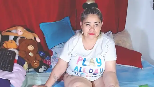 estrellita fugaz16x online show from 4, 11, 2025