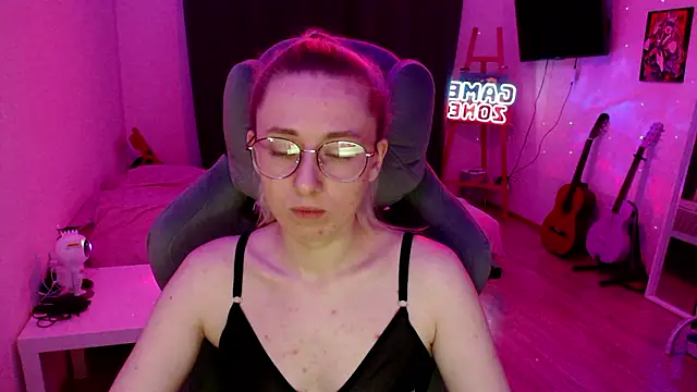 Snapshot of AnabelFrel chatting on 8, 12, 2024 AnabelFrel online show from 8, 12, 2024