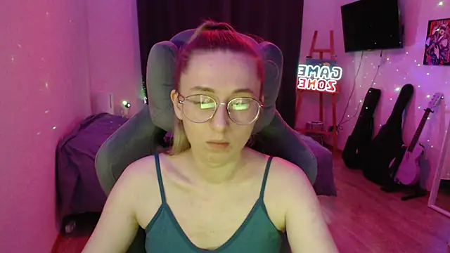 Snapshot of AnabelFrel chatting on 9, 1, 2025 AnabelFrel online show from 9, 1, 2025