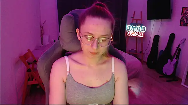 Snapshot of AnabelFrel chatting on 27, 2, 2025 AnabelFrel online show from 27, 2, 2025