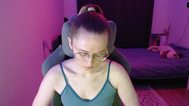 Snapshot of AnabelFrel chatting on 5, 2, 2026 AnabelFrel online show from 5, 2, 2026