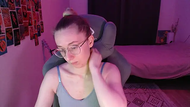 Snapshot of AnabelFrel chatting on 12, 3, 2026 AnabelFrel online show from 12, 3, 2026