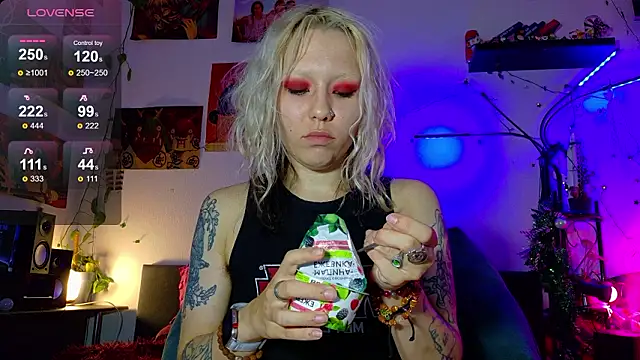 olivecum online show from 3, 3, 2026