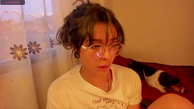 aluna 0310 online show from 16, 12, 2024