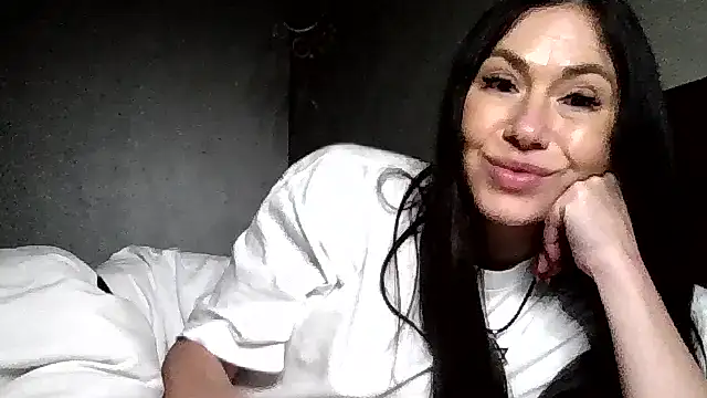 JulianaGold1 online show from 15, 12, 2025