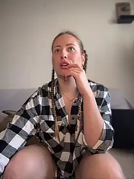 Snapshot of AlisaWhite chatting on 15, 1, 2025 AlisaWhite online show from 15, 1, 2025