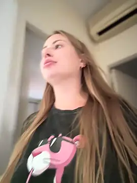 Snapshot of AlisaWhite chatting on 2, 10, 2025 AlisaWhite online show from 2, 10, 2025