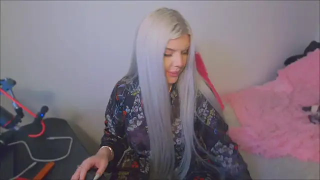 ParadiseRose online show from 30, 11, 2025