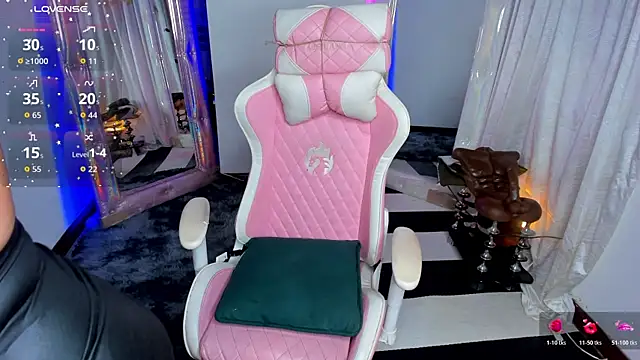Snapshot of jenndy_lockhart chatting on 1, 7, 2026 jenndy lockhart online show from 1, 7, 2026