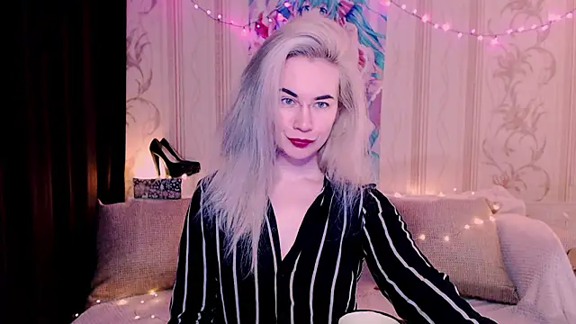 xxxcharismaaa online show from 2, 3, 2026