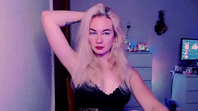 xxxcharismaaa online show from 17, 7, 2026