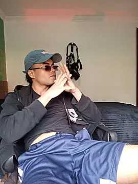 pinedasex777 online show from 6, 11, 2025