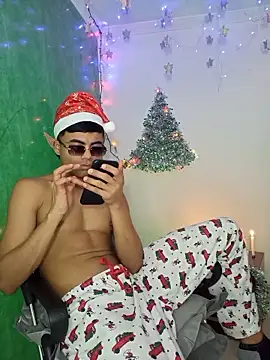 Snapshot of pinedasex777 chatting on 20, 12, 2025 pinedasex777 online show from 20, 12, 2025