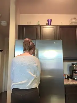 MaiseKnox online show from 18, 1, 2025