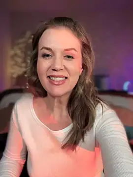 MaiseKnox online show from 7, 2, 2025