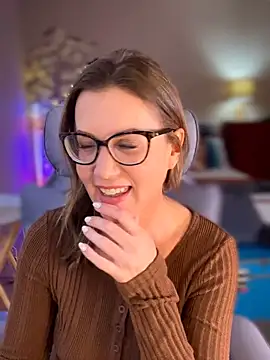 Snapshot of MaiseKnox chatting on 1, 5, 2026 MaiseKnox online show from 1, 5, 2026