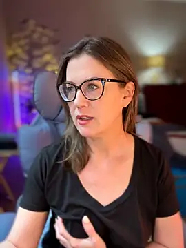 Snapshot of MaiseKnox chatting on 3, 5, 2026 MaiseKnox online show from 3, 5, 2026