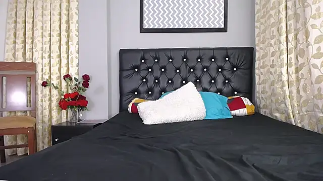 loveyouzahara2020 online show from 28, 2, 2025