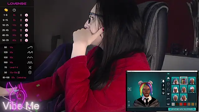 Alina Lamour online show from 3, 2, 2025