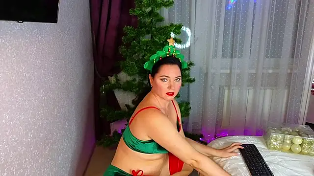 HotMilfMargo online show from 8, 12, 2024