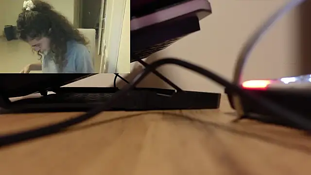 Snapshot of lady_ana_ chatting on 11, 11, 2025 lady ana online show from 11, 11, 2025