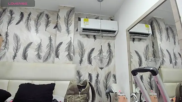 Vivi prinncess online show from 22, 10, 2025