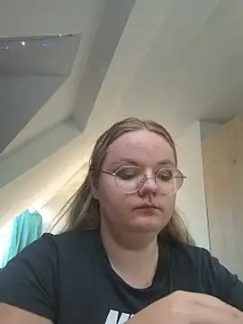 Fiona0705 online show from 19, 9, 2025