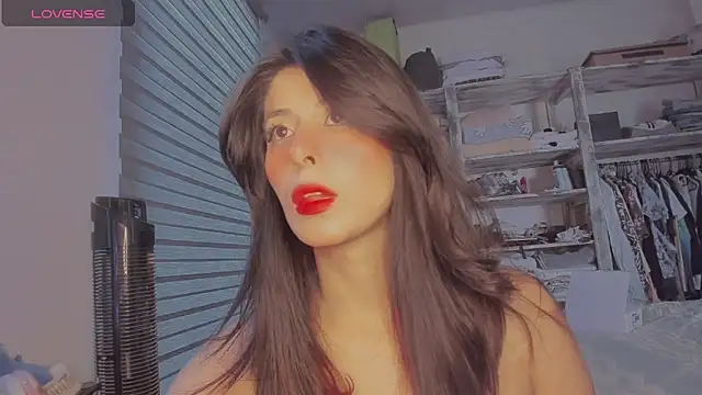 Snapshot of VYONED chatting on 13, 11, 2025 VYONED online show from 13, 11, 2025