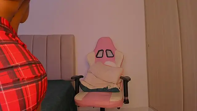 isa bunny online show from 14, 4, 2026