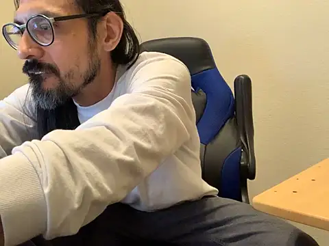 Youreherewithme online show from 28, 1, 2025