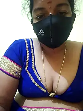 Snapshot of teddy-143 chatting on 2, 11, 2025 teddy-143 online show from 2, 11, 2025