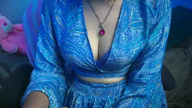 Snapshot of Queen_Angelena chatting on 3, 5, 2026 Queen Angelena online show from 3, 5, 2026