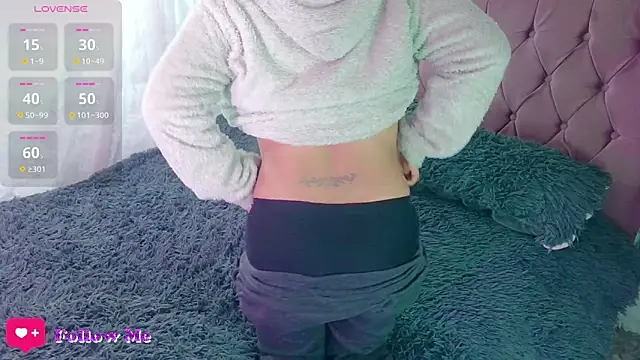 Snapshot of emma_luna1986 chatting on 7, 1, 2025 emma luna1986 online show from 7, 1, 2025