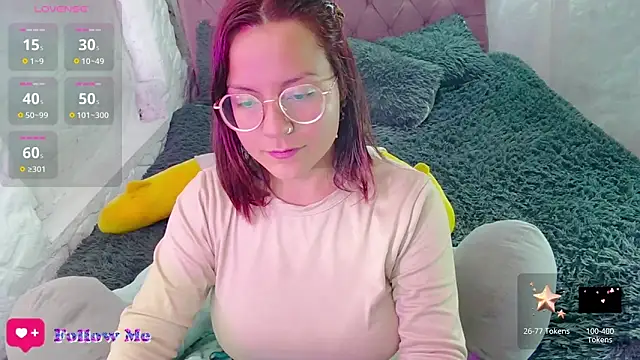 Snapshot of emma_luna1986 chatting on 15, 1, 2025 emma luna1986 online show from 15, 1, 2025